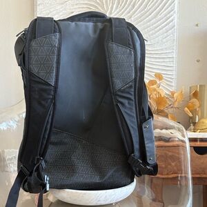 Nomatic 40L Travel Bag